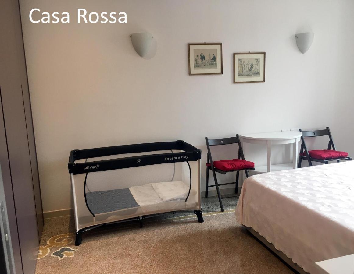 Case Rossa E Blu Villanova d'Albenga Exteriér fotografie