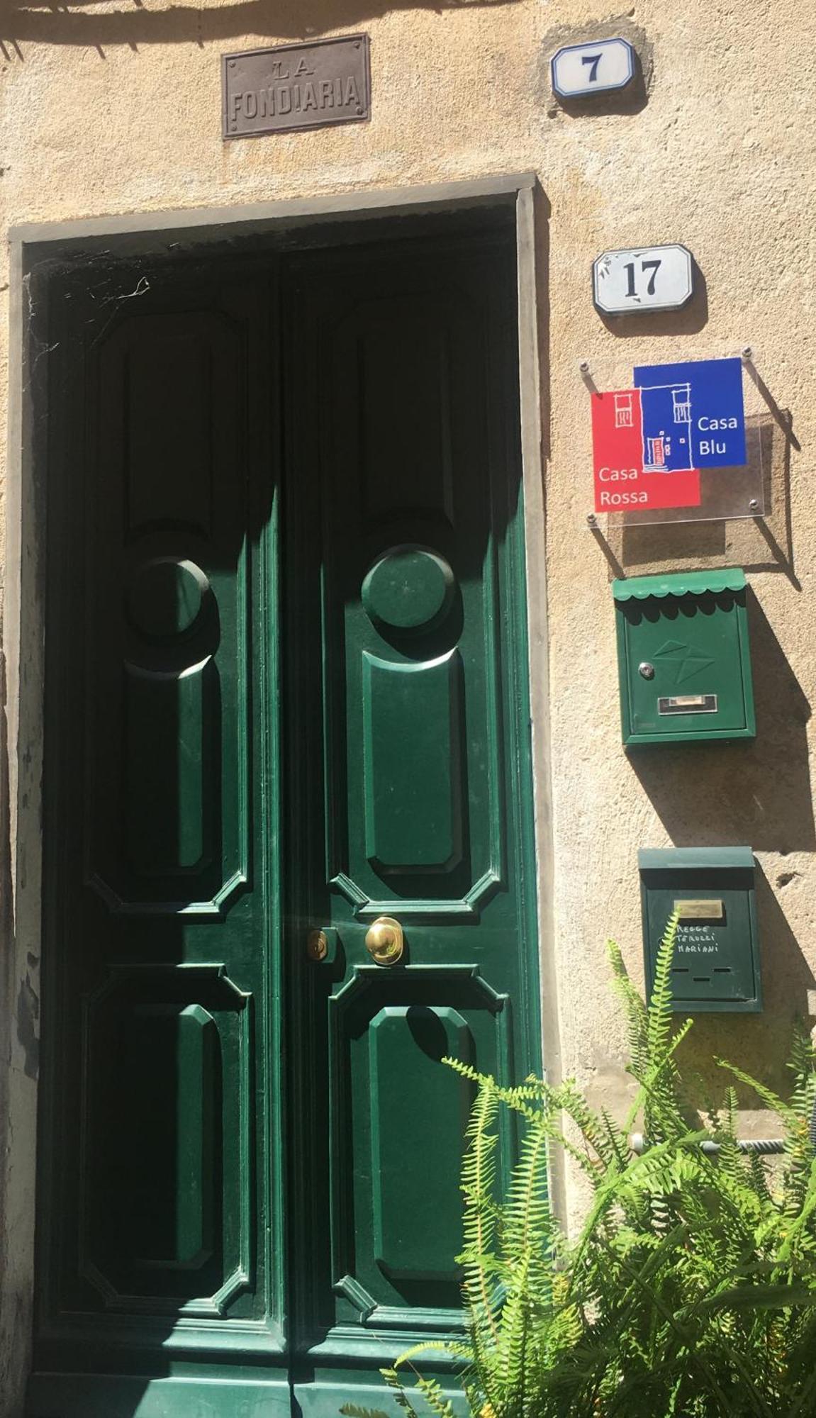 Case Rossa E Blu Villanova d'Albenga Exteriér fotografie